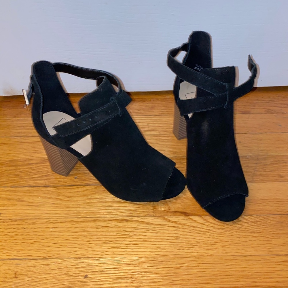 Gap open toed booties